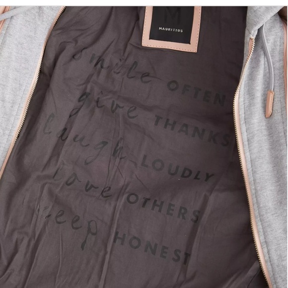 NWT Mauritius Leather hooded Jacket Blush removable hood M Lamb leather - Picture 6 of 16